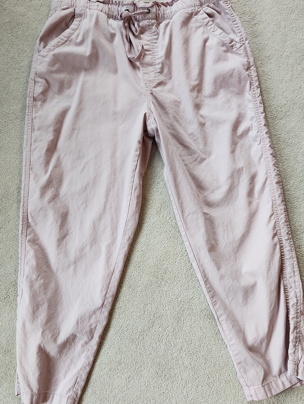 Women's Capri light weight Cropped Comfortable Pants Wine - Large